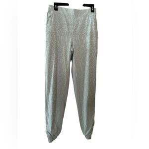 Athleta Brooklyn Jogger Pants Womens 8 Tall Activewear Leopard Flat Front Gray